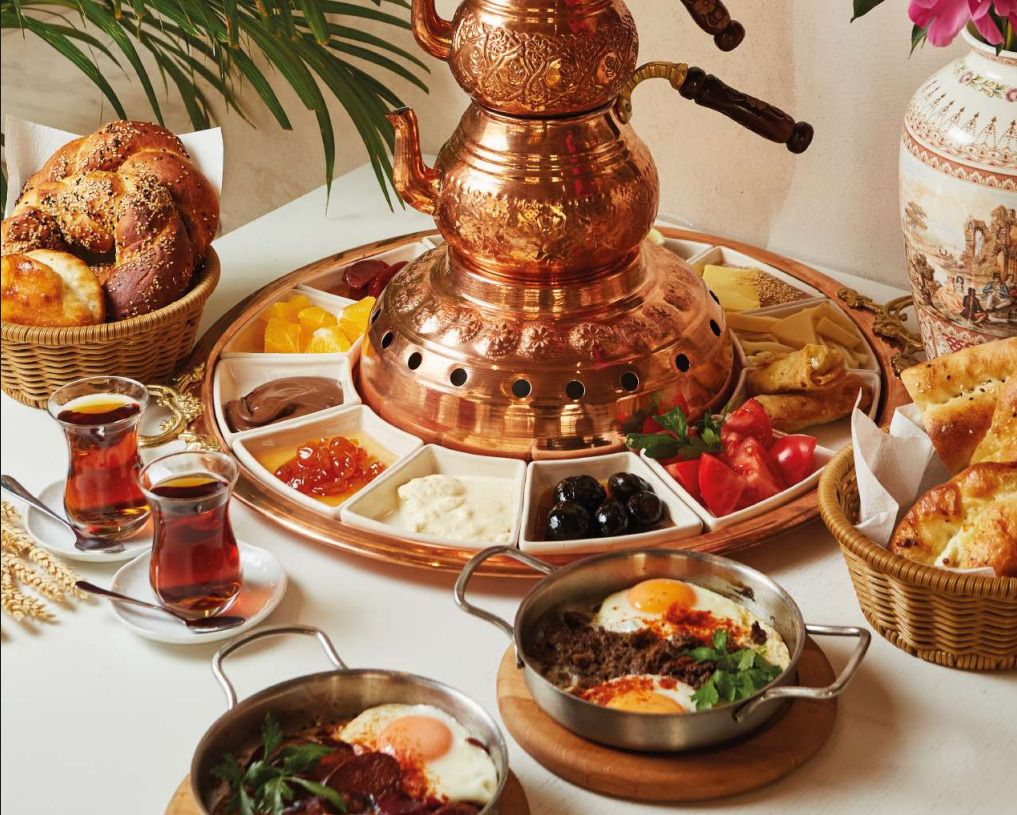 Завтраки в ресторане «Meze»